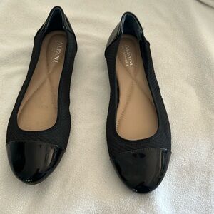 Alfani Step and Flex Flats Size 7M